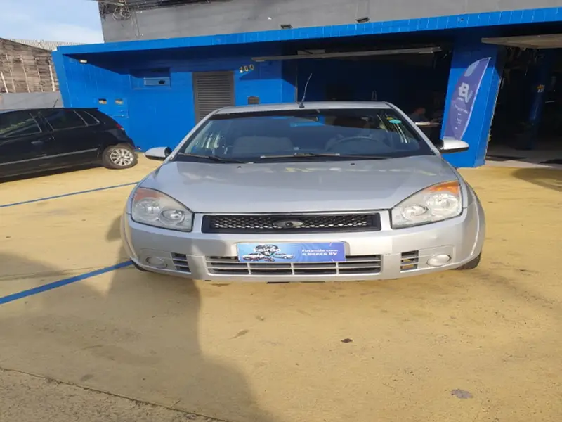 Ford Fiesta Sedan First 1.6 (Flex)