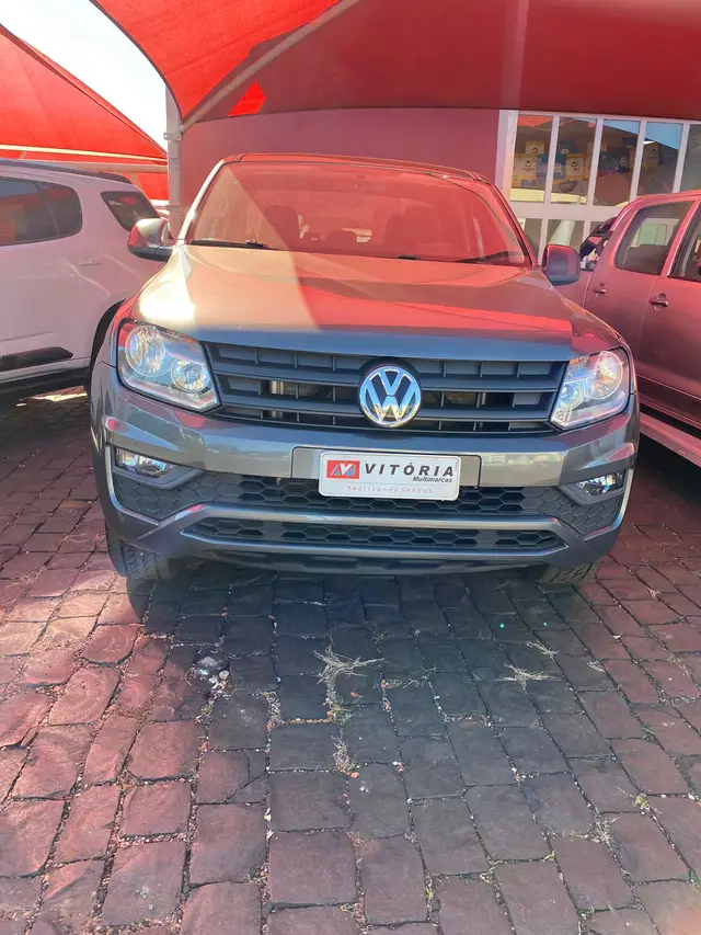 Carro Volkswagen Amarok 2018 2.0 SE 4x4 TDi (Cab Dupla)