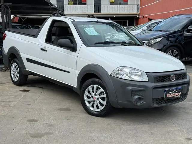 Carro Fiat Strada 2015 Working 1.4 (Flex)