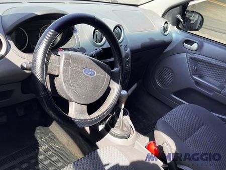 Fiesta Hatch 1.6 (Flex)