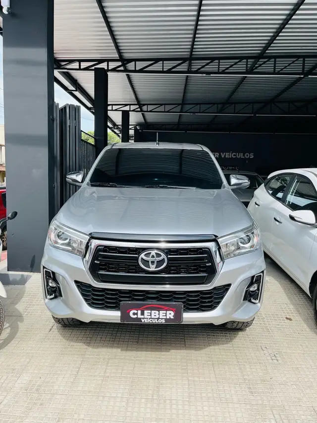 Carro Toyota Hilux Cabine Dupla 2019 Hilux 2.8 TDI CD SRX 50th 4x4 (Aut)