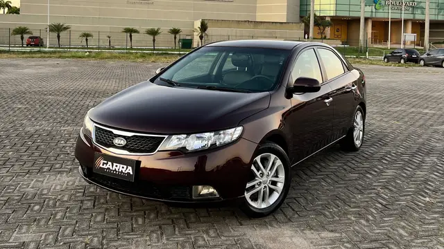 Carro Kia Cerato 2011 EX 1.6 16V 6vel (ABS)