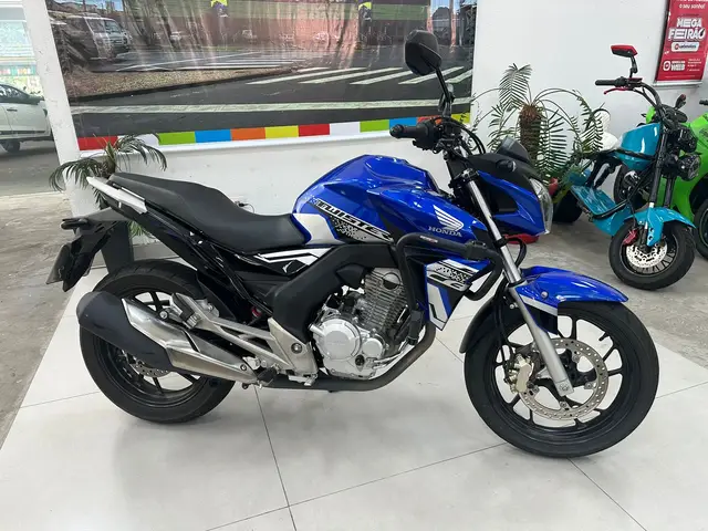 Moto Honda CB 250F Twister 2021 (CBS)