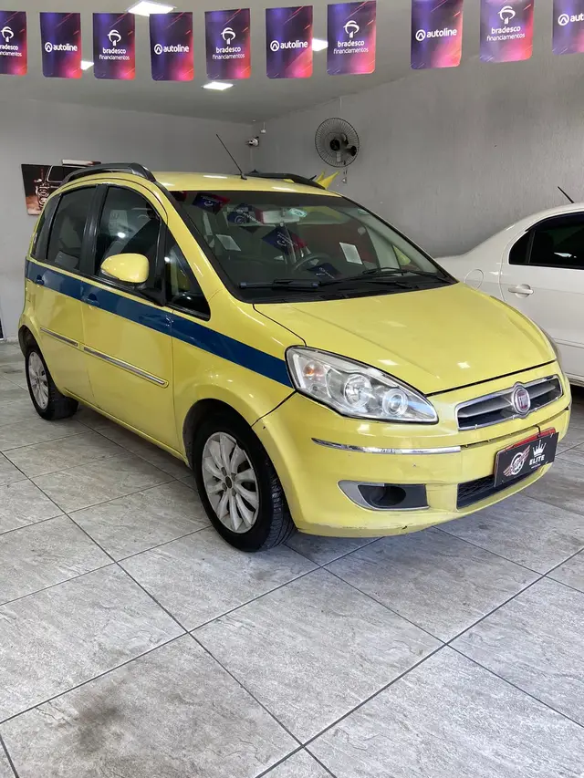 Carro Fiat Idea 2014 Essence 1.6 16V E.TorQ (Flex)