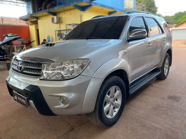 Carro Toyota Hilux SW4 2011 SRV 4x4 3.0 Turbo  (aut)