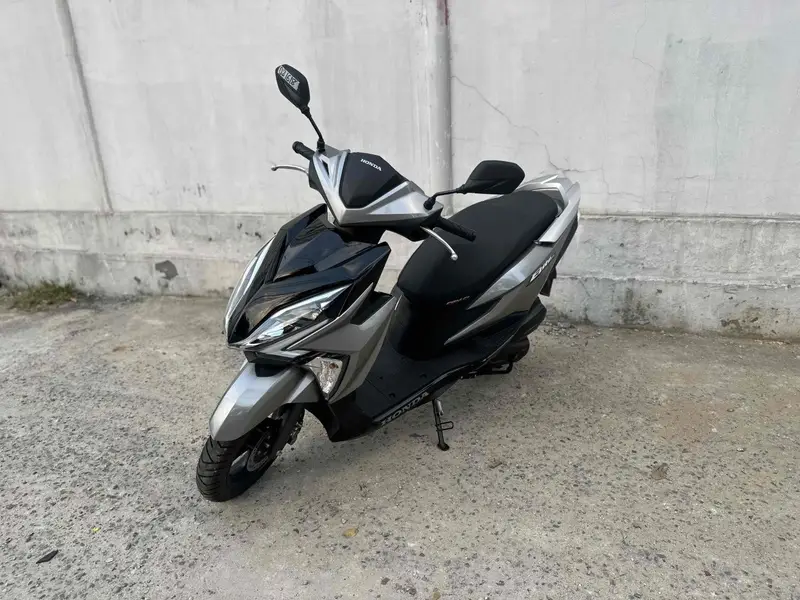 Honda Elite 125 CBS
