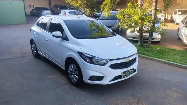 Carro Chevrolet Onix 2019 1.0 LT SPE/4