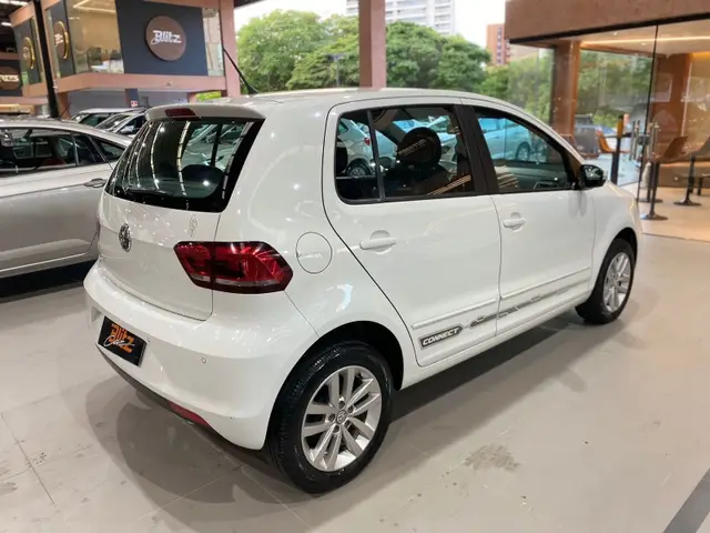 Carro Volkswagen Fox 2019 1.6 MSI Connect (Flex)