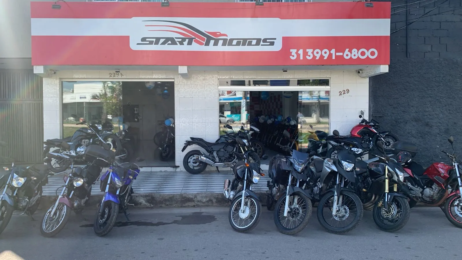 Fachada da loja Start Motos - Betim - MG