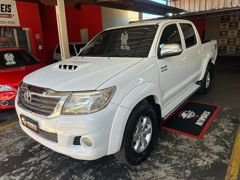 Toyota Hilux Cabine Dupla Hilux 3.0 TDI 4x4 CD SRV (Aut)