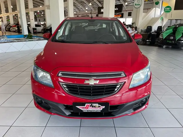Carro Chevrolet Onix 2013 1.4 LT SPE/4