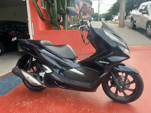 Moto Honda PCX 150 2016 DLX