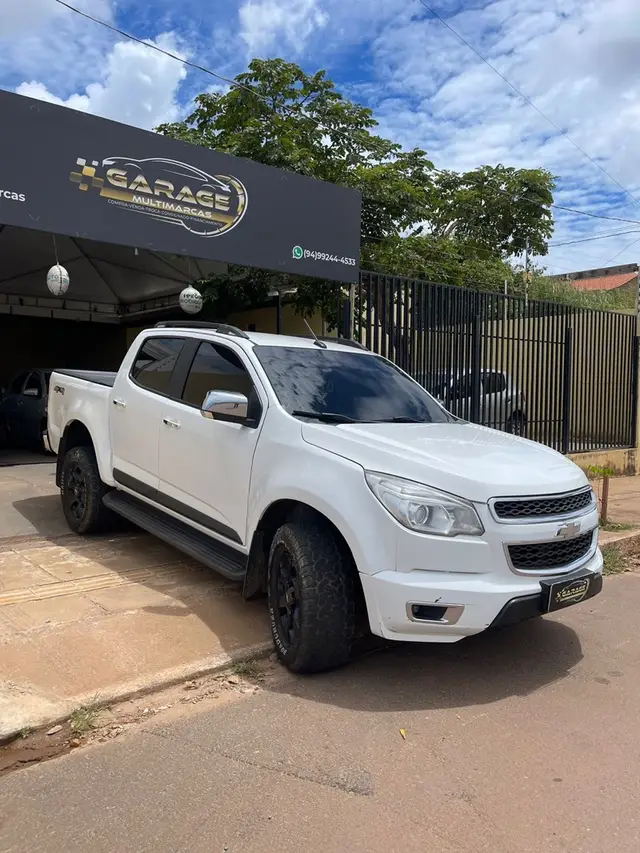 Carro Chevrolet S10 Cabine Dupla 2014 S10 2.8 CTDI LTZ 4WD (Cabine Dupla) (Aut)