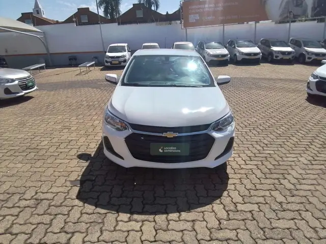 Carro Chevrolet Onix 2023 LT 1.0