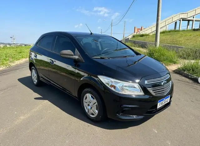 Carro Chevrolet Onix 2015 1.0 LT SPE/4