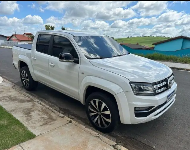 Carro Volkswagen Amarok 2019 3.0 CD 4x4 TDi Highline (Aut)