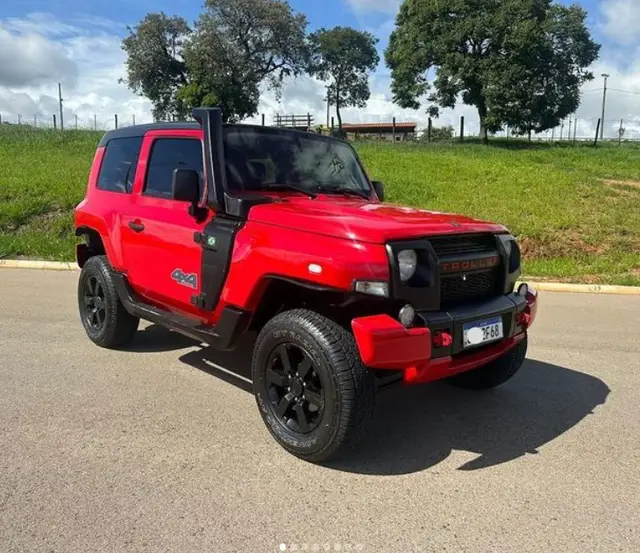 Carro Troller T4 2015 3.2 XLT Diesel