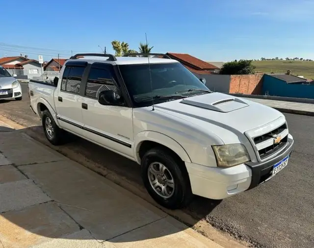 Carro Chevrolet S10 Cabine Dupla 2011 S10 Advantage 4x2 2.4 (Flex) (Cab Dupla)