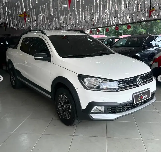 Carro Volkswagen Saveiro 2023 Cross Cabine Dupla