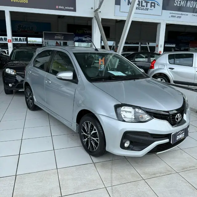 Carro Toyota Etios 2019 Platinum 1.5 (Aut) (Flex)