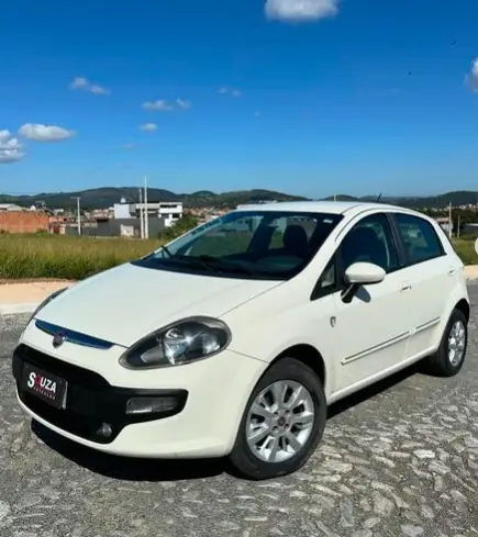 Carro Fiat Punto 2016 ATTRACTIVE ITALIA 1.4 F.Flex 8V 5p