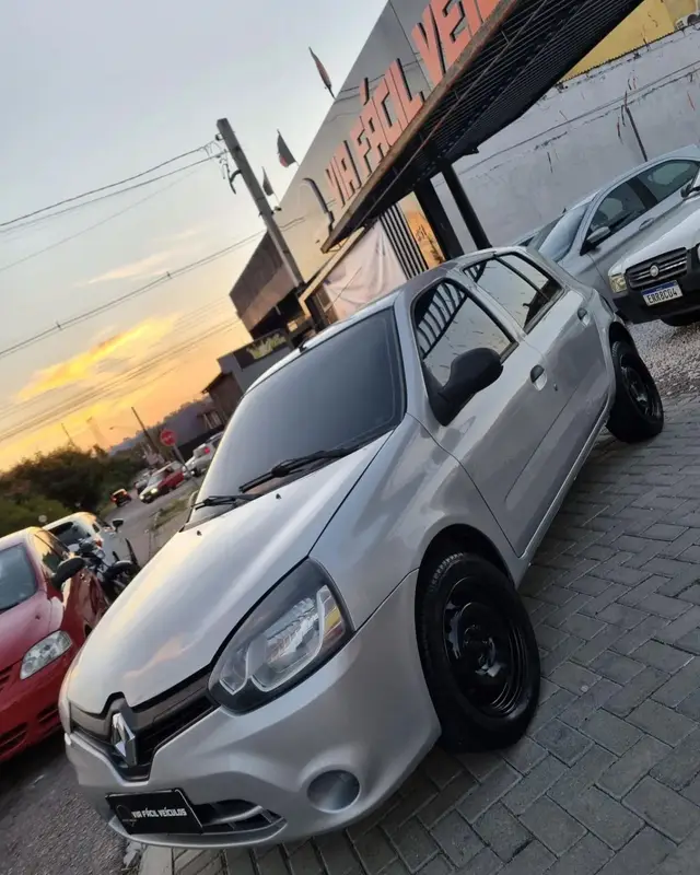 Carro Renault Clio 2014 Authentique 1.0 16V (Flex) 2p