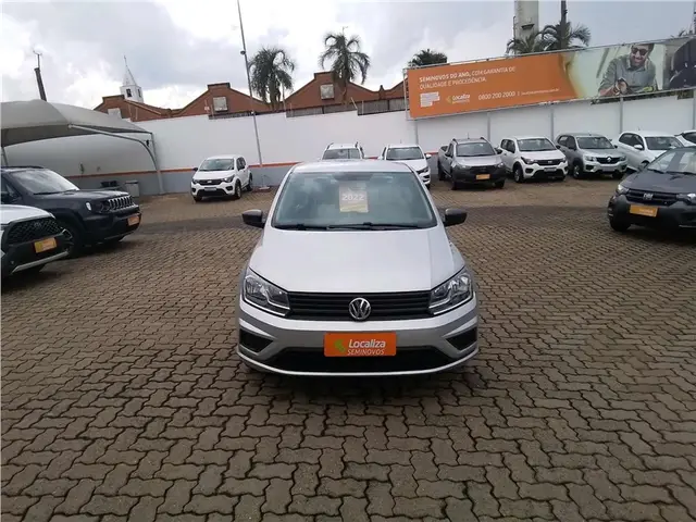 Carro Volkswagen Voyage 2022 1.6