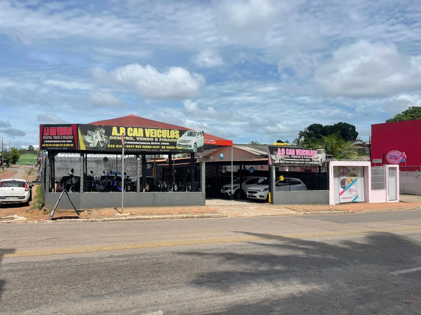 Fachada da loja A.B.Car Veículos - Rio Branco - AC