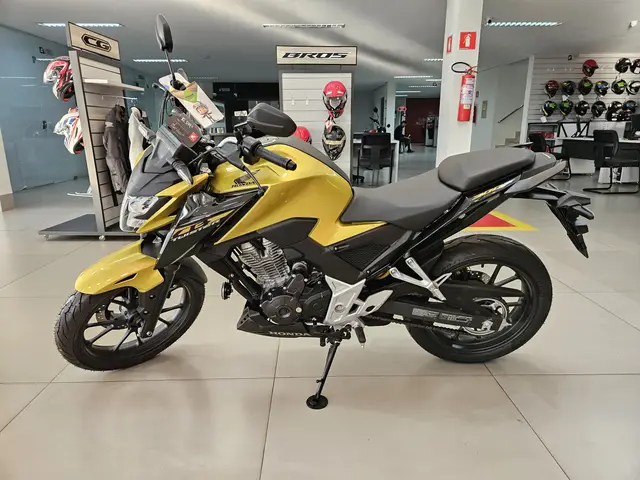 Carro Honda CB 300F Twister 2024 (ABS)