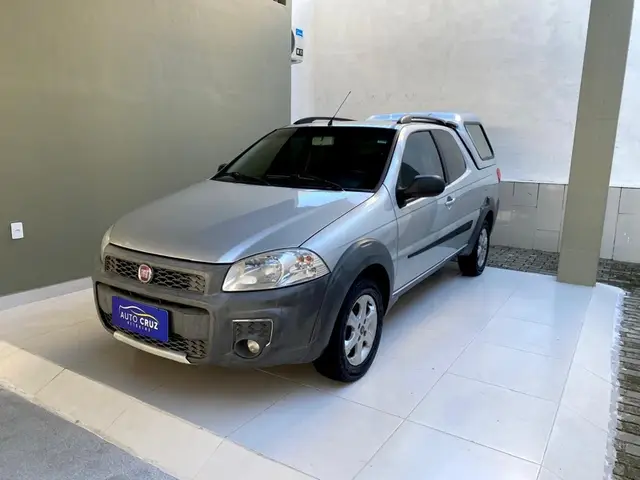 Carro Fiat Strada 2017 Hard Working 1.4 (Flex) (Cabine Dupla)