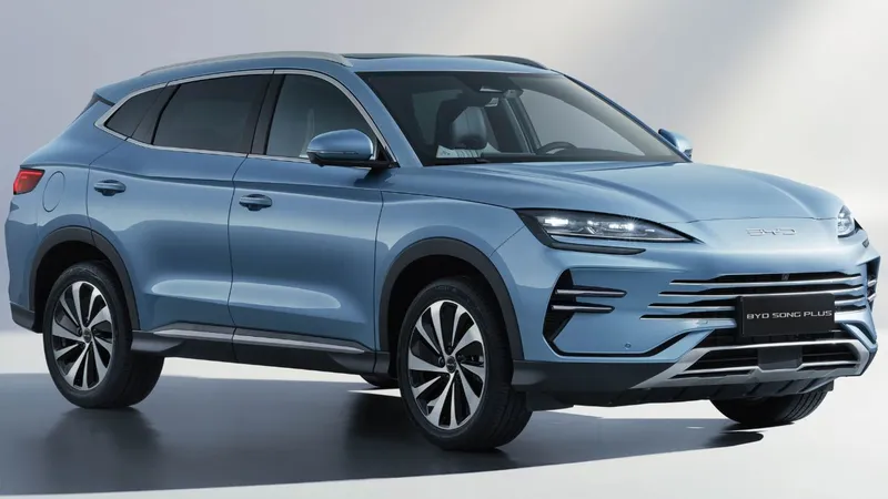 BYD registra novo Song Plus, jipão raiz, sedan de luxo e hipercarro no Brasil