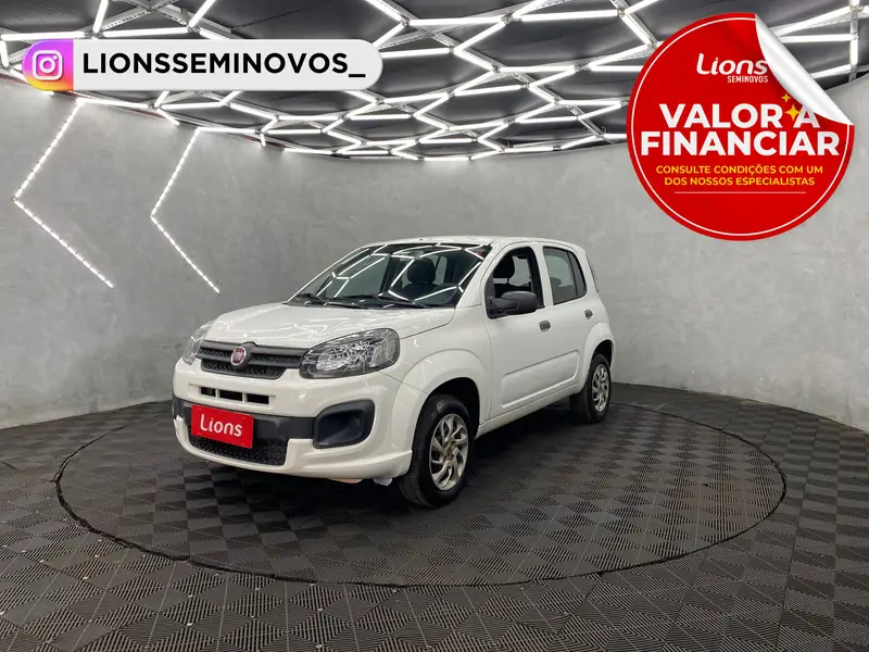 Fiat Uno Attractive 1.0 8V (Flex) 4p