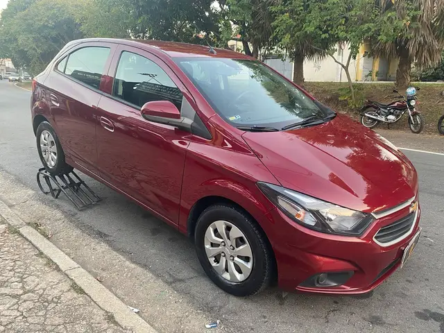 Carro Chevrolet Onix 2018 1.0 LT SPE/4