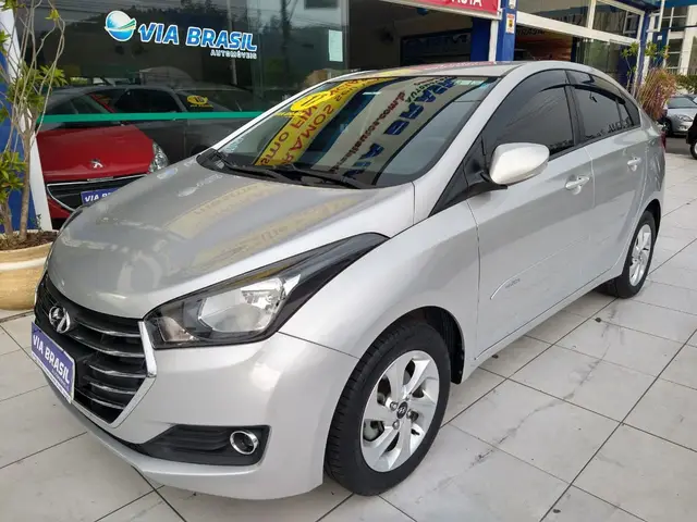 Carro Hyundai HB20S 2017 1.6 Comfort Style (Flex)
