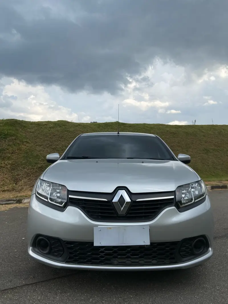 Renault Sandero Expression 1.6 8V (Flex)