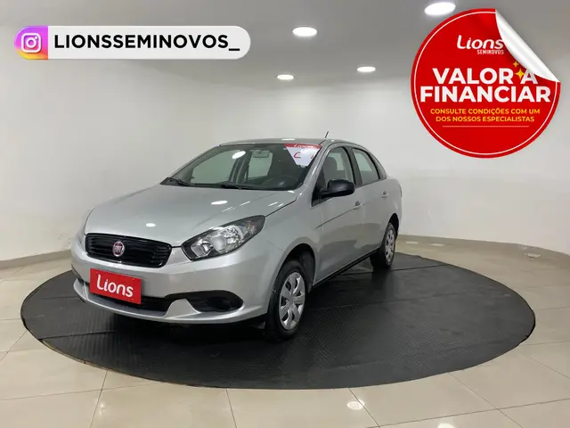 Carro Fiat Grand Siena 2021 Attractive 1.0 (Flex)
