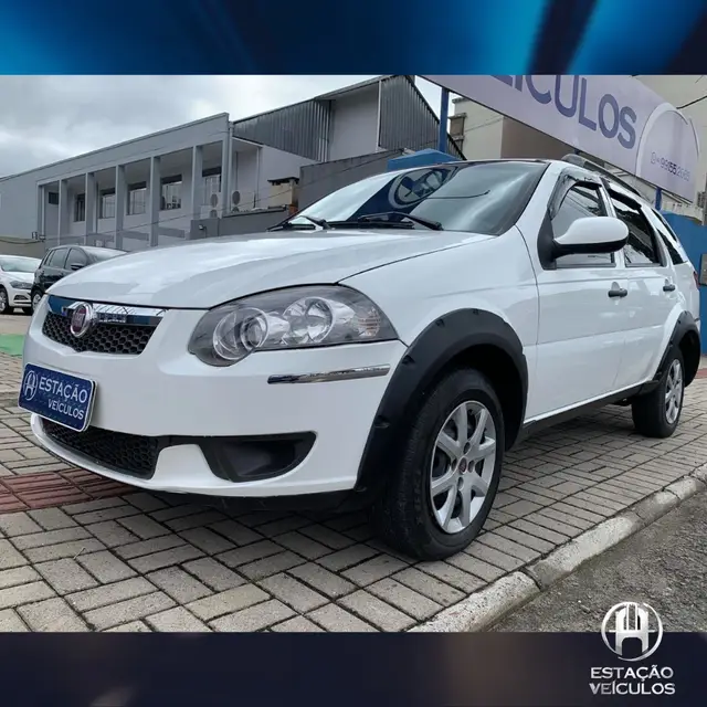 Carro Fiat Palio Weekend 2014 Trekking 1.6 16V (Flex)