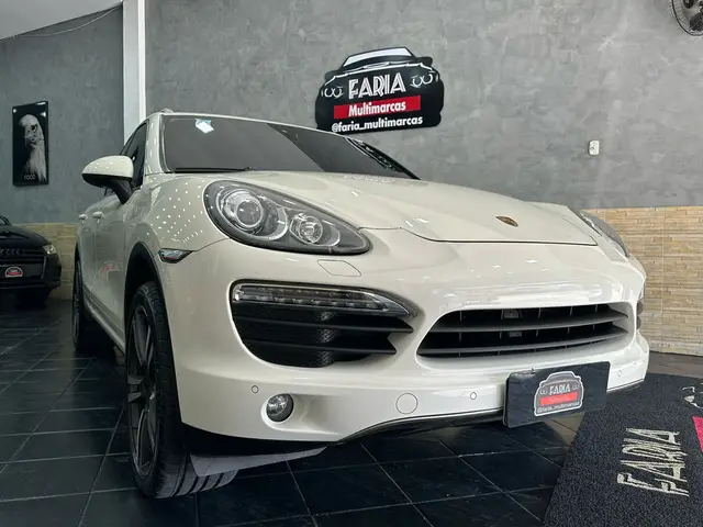 Carro Porsche Cayenne 2011 4.8 V8 S 4WD