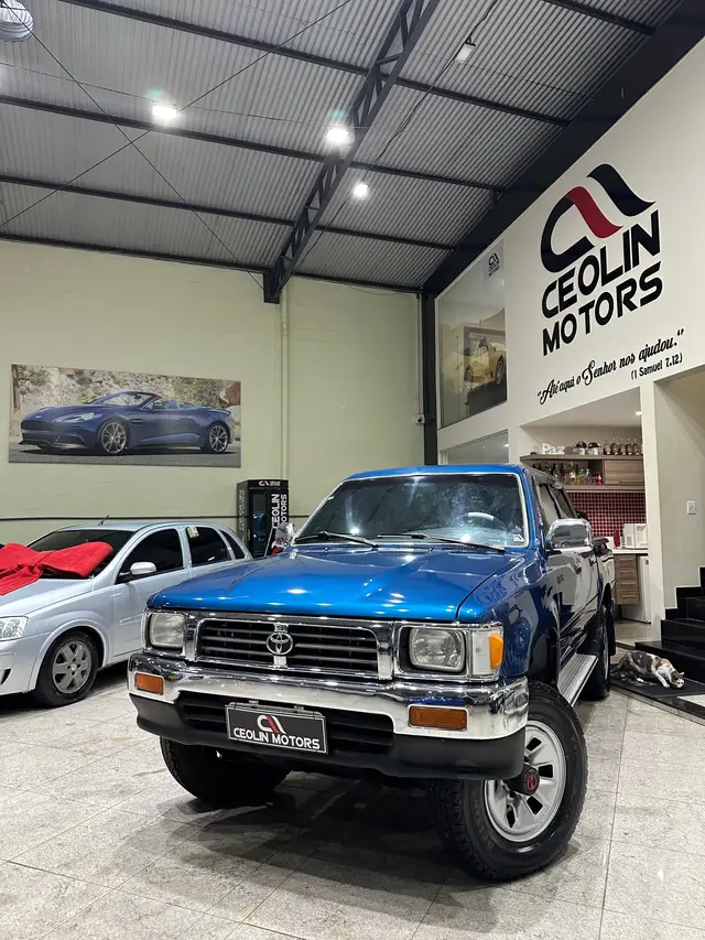 Carro Toyota Hilux Cabine Simples 1999 Hilux SR5 4x4 2.8 (cab. simples)