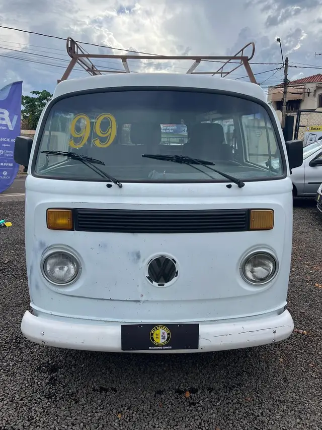 Carro Volkswagen Kombi 1999 Carat 1.6 MI