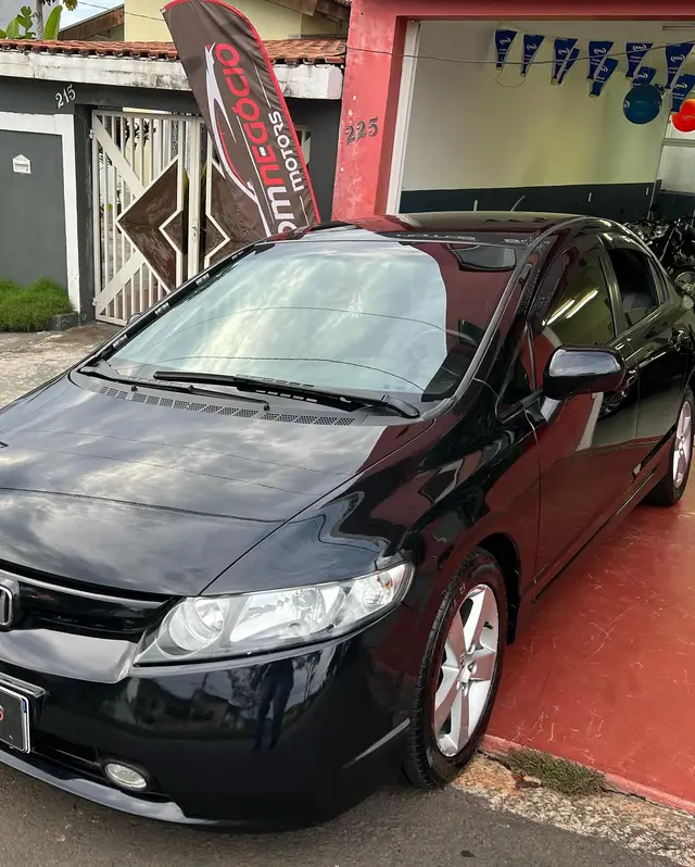 Carro Honda Civic 2008 Sedan LXS 1.8