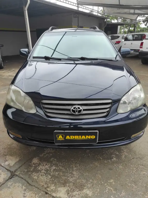 Toyota Corolla Fielder 1.8 16V (aut)