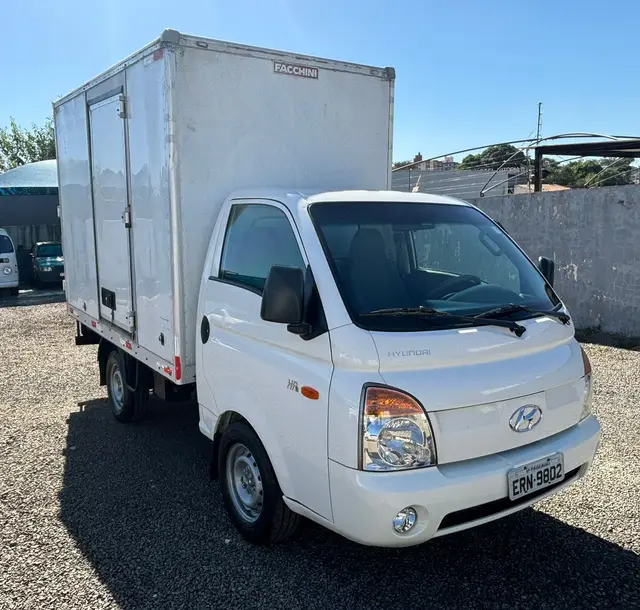 Carro Hyundai HR 2012 HD 2.5 TCI (Cab Curta)