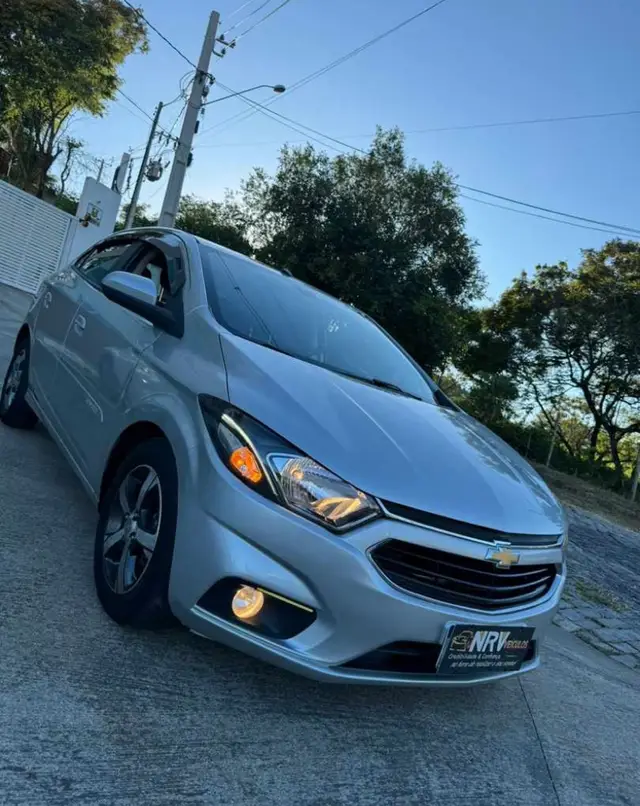 Carro Chevrolet Onix 2017 1.4 LTZ SPE/4