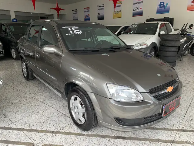 Carro Chevrolet Classic 2016 LS 1.0 VHCE (Flex)