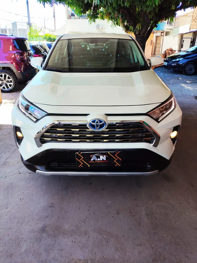 Toyota RAV4 S 2.5 L AWD HYBRID