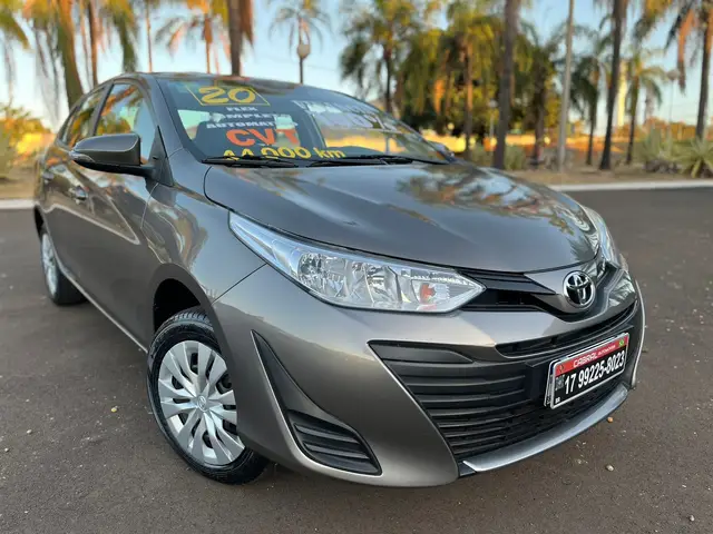 Carro Toyota Yaris Sedan 2020 1.5 XL Live (Flex)