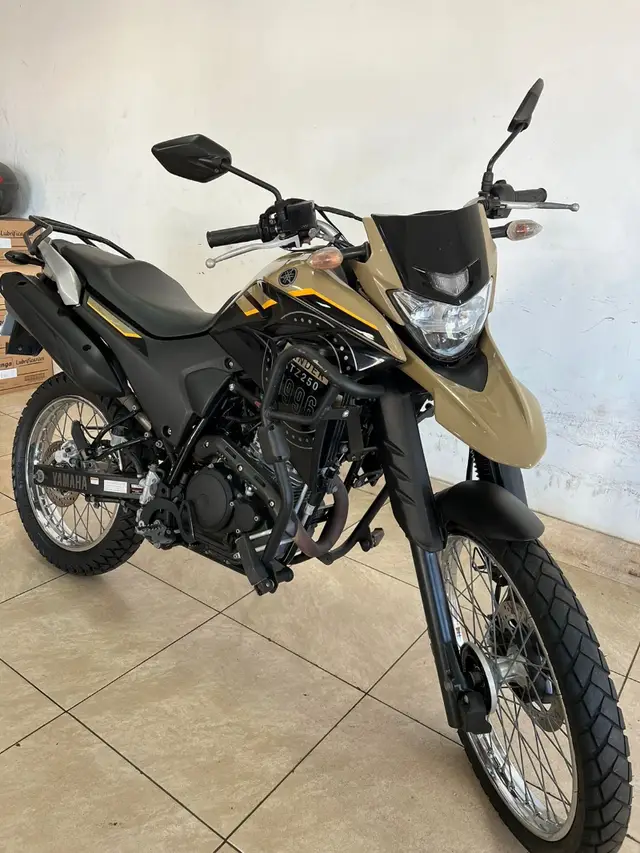 Carro Yamaha XTZ 250 Lander 2023 ABS