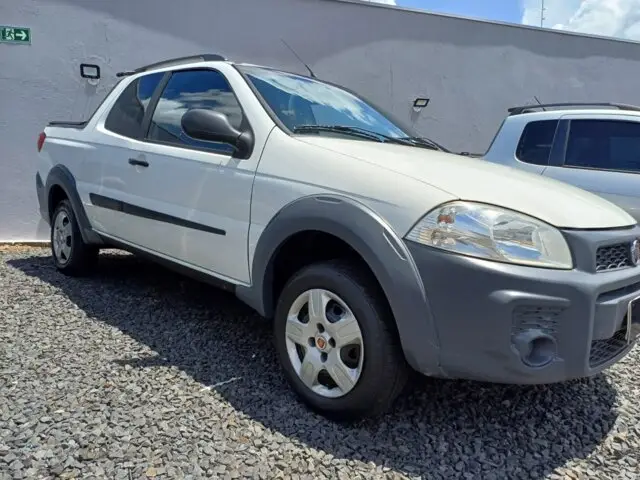 Carro Fiat Strada 2018 Hard Working 1.4 (Flex) (Cabine Simples)