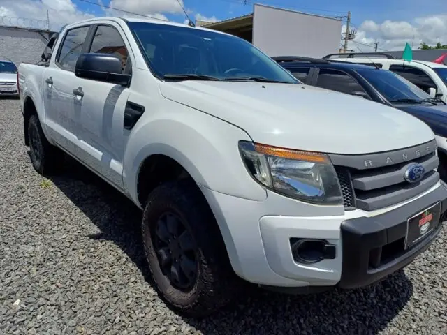 Carro Ford Ranger Cabine Dupla 2014 Ranger 2.5 Flex 4x2 CD XLS